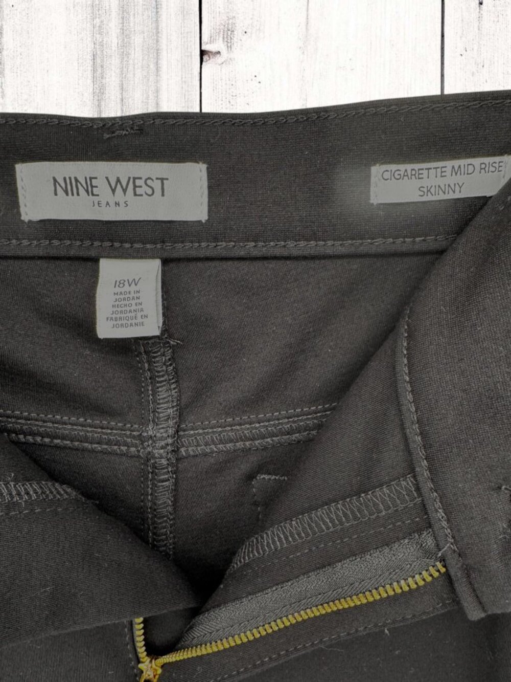 Nine West 18W Cigarette Mid Rise Skinny‎ - Picture 4 of 6